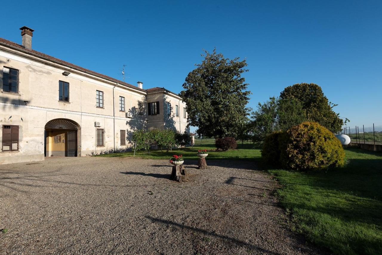 Agriturismo Cascina Graziosa Cameriano Buitenkant foto